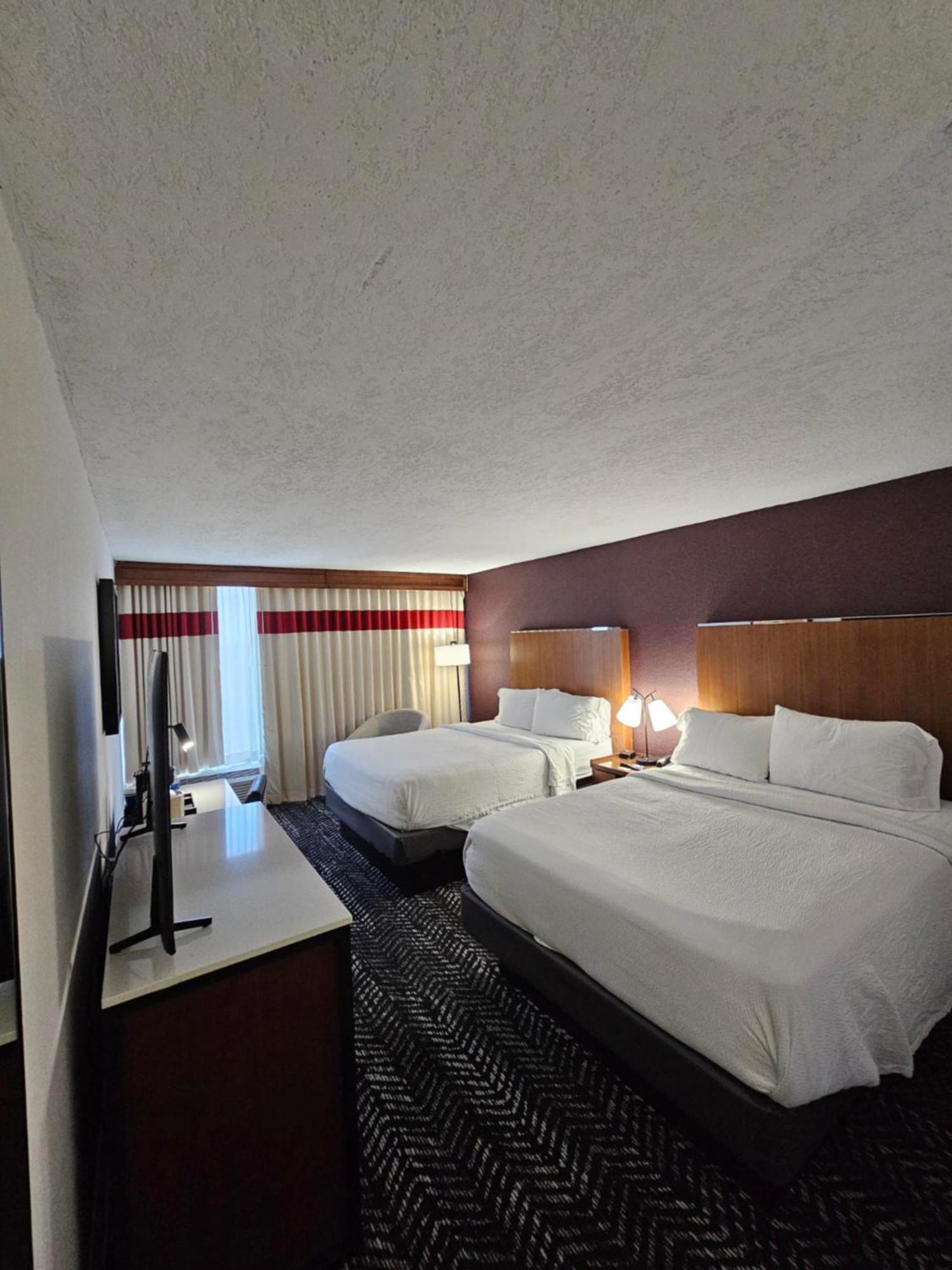 Hotel Four Points By Sheraton Kansas Airport Kansas City