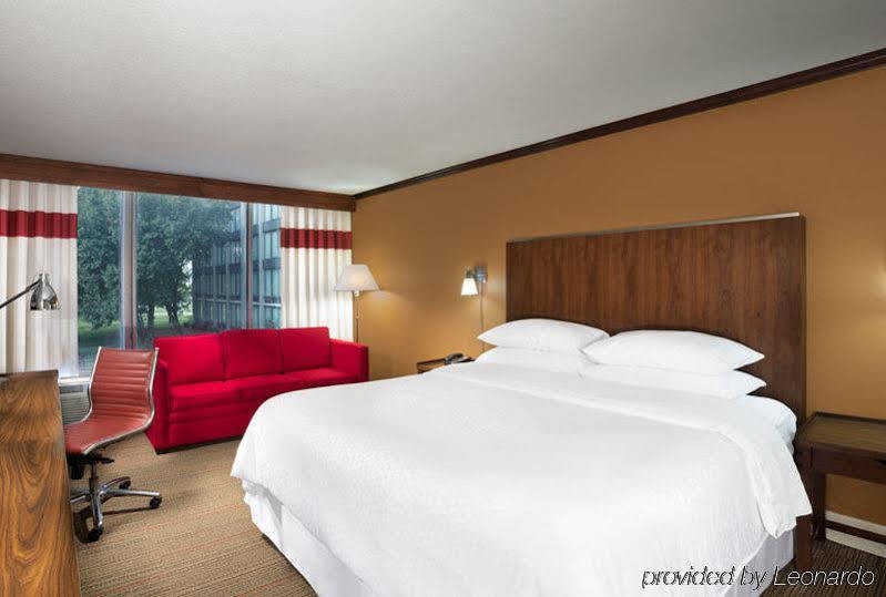 Hotel Four Points By Sheraton Kansas Airport